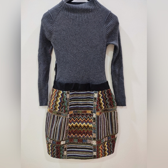 Stylish dress - Picture 3 of 6